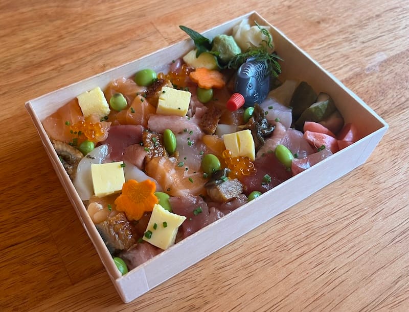 Bara chirashi. Photo courtesy of Aji Kiji.