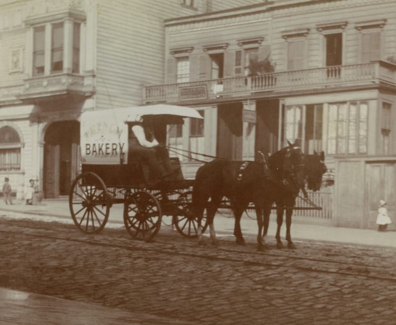 Boudin bread being delivered to San Francisco homes in horse-drawn wagons. Photo courtesy of Boudin Bakery.