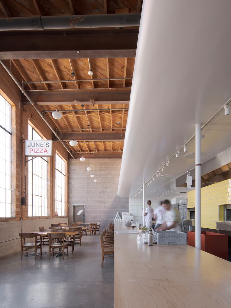 The airy and open interior of June’s Pizza. Photo: Alex Spatzier Architects.