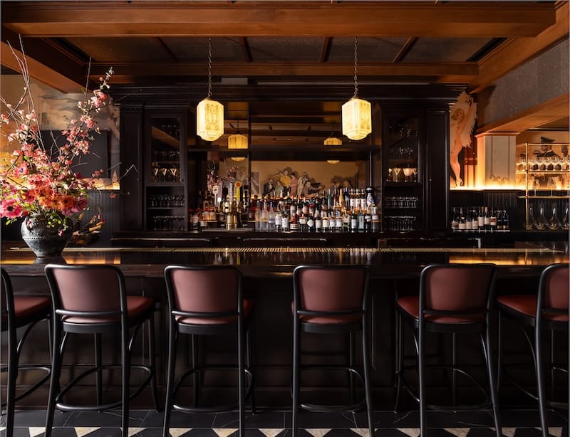 The updated bar area at Izzy’s Steaks & Chops. Photo: Stephanie Russo.